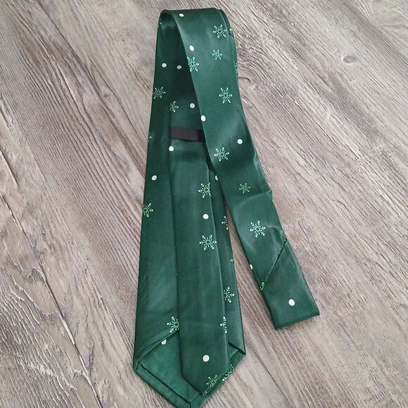 Christmas Necktie Christmas Party Fun Christmas Theme Print Tie NEw Santa - Picture 4 of 4